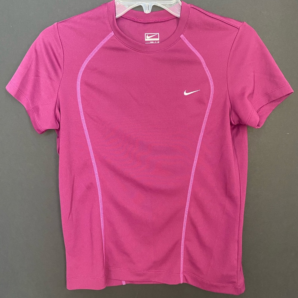Nike Athletic Shirt Moisture-Wicking